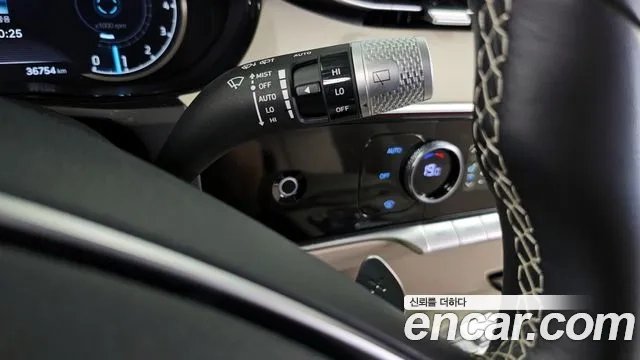 Genesis GV70 2023 Красный из Кореи, фото 6