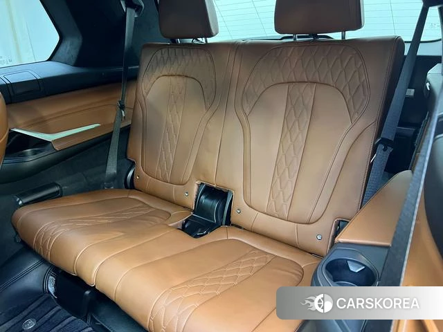 BMW X7 2023 Черный из Китая, фото 6