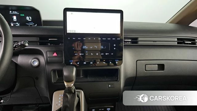 Hyundai Staria 2024 Серебряный из Кореи, фото 6