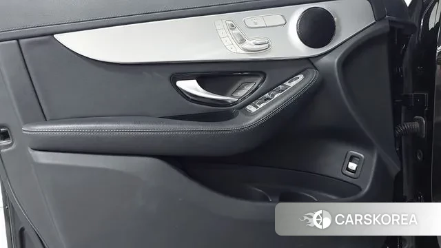 Mercedes-Benz GLC-Class X253 2020 Черный из Кореи, фото 6