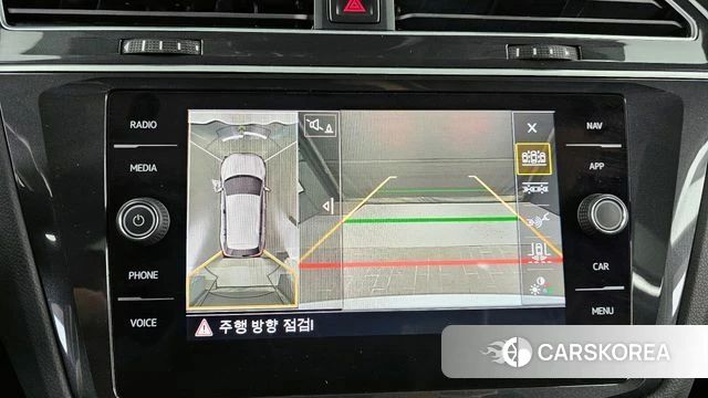 Volkswagen Tiguan second Generation 2019 Белый из Кореи, фото 6