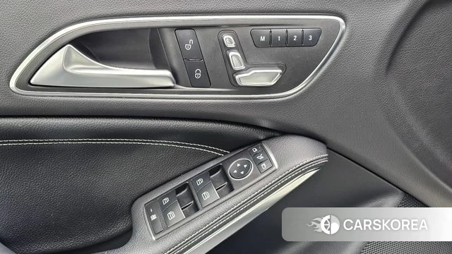 Mercedes-Benz CLA-Class C117 2018 Белый из Кореи, фото 6
