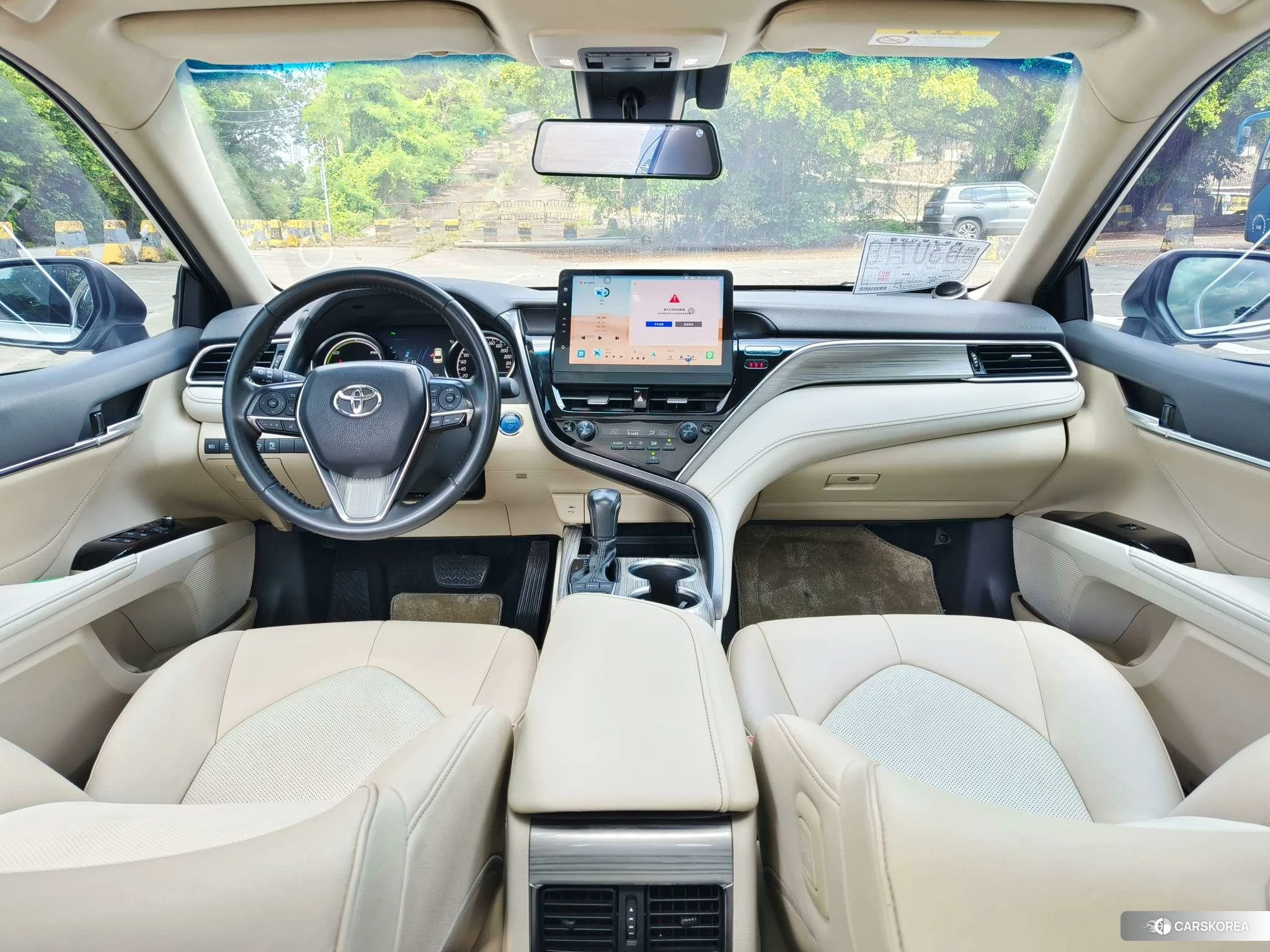 Toyota Camry 2020 Белый из Китая, фото 6