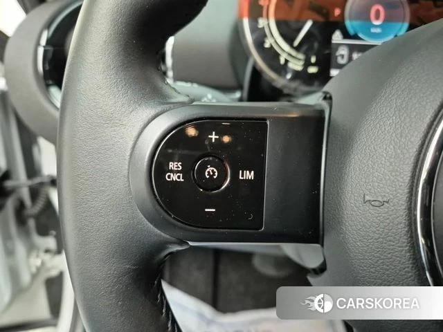 Mini Cooper Clubman 2021 Белый из Кореи, фото 6