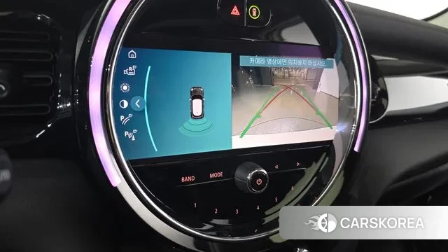 Mini Cooper 2021 Жемчужный цвет из Кореи, фото 6