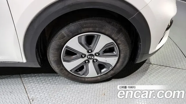 Kia The New Niro id 2691306 из Кореи 6