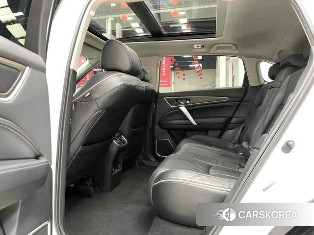 Honda Crown Road 2022 Белый из Китая, фото 6