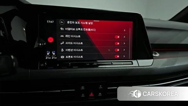 Volkswagen Golf 8th Generation 2024 Белый из Кореи, фото 6