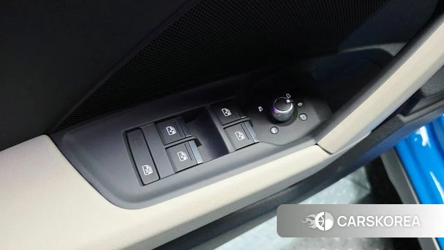 Audi A3 (8Y) 2023 Синий из Кореи, фото 6