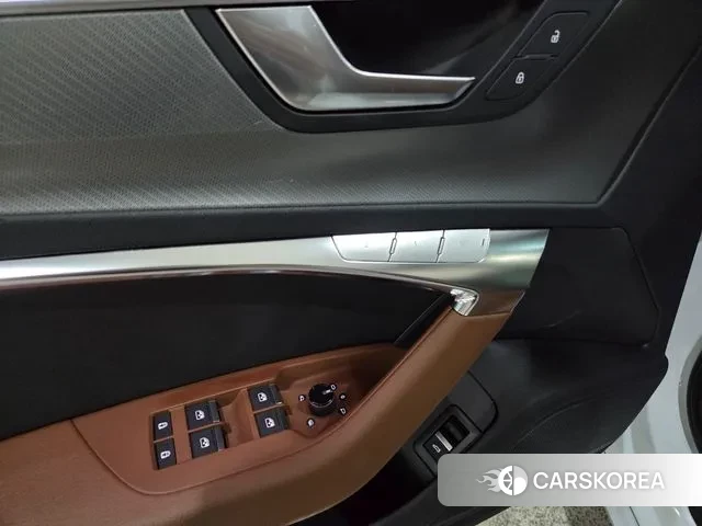 Audi A6 (C8) 2023 Белый из Кореи, фото 6