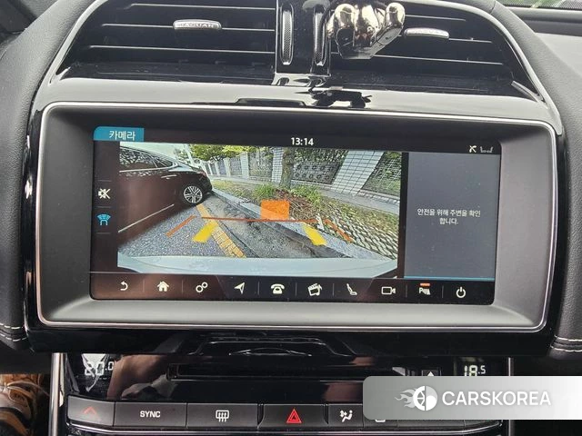 Jaguar XE 2019 Белый из Кореи, фото 6