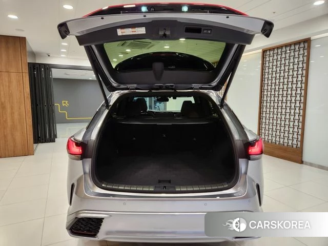 Lexus RX500h 5th generation 2024 Светло-серебряный цвет из Кореи, фото 6