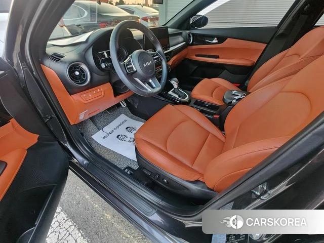 Kia The New K3 2nd generation 2022 Серый из Кореи, фото 6