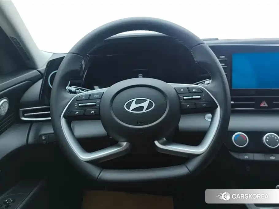Hyundai Elantra 2025 Белый из Китая, фото 6