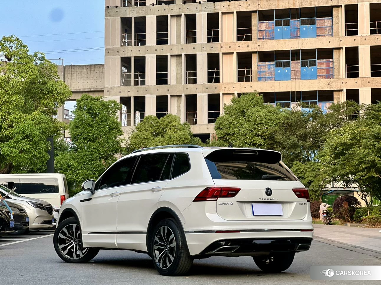 Volkswagen Tiguan L 2020 Белый из Китая, фото 6