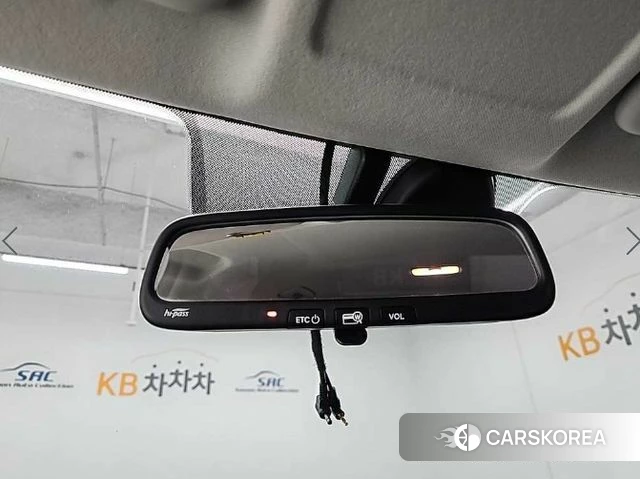 Hyundai Venue 2022 Белый из Кореи, фото 6