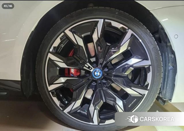 BMW 5 Series (G60) 2025 Белый из Кореи, фото 6