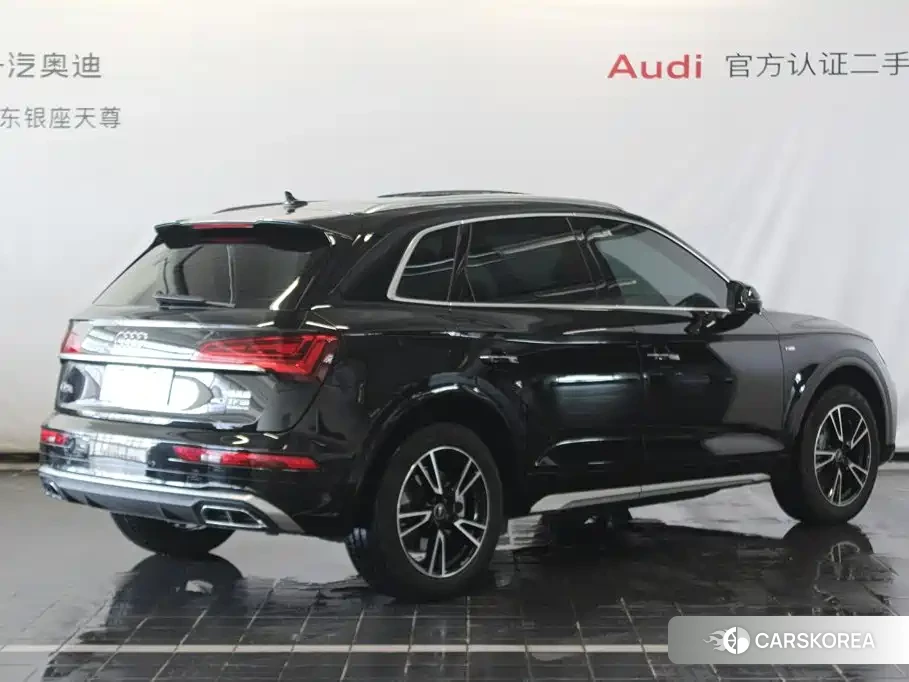 Audi Q5L 2025 Черный из Китая, фото 6
