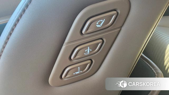 Hyundai Grandeur Hybrid (GN7) 2023 Белый из Кореи, фото 6
