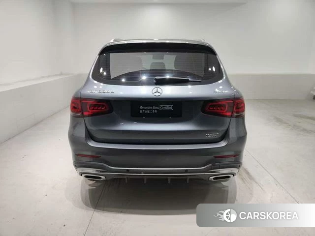 Mercedes-Benz GLC 2021 Серебристо-серый из Китая, фото 6
