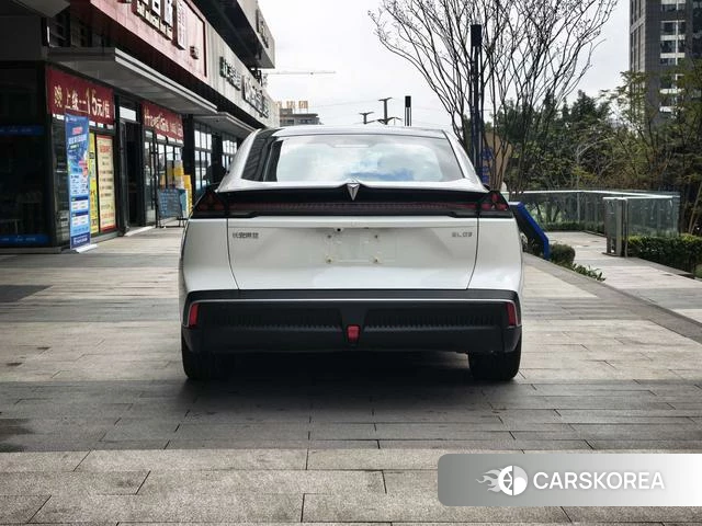 Dark blue car Dark blue SL03 2026 Белый из Китая, фото 6