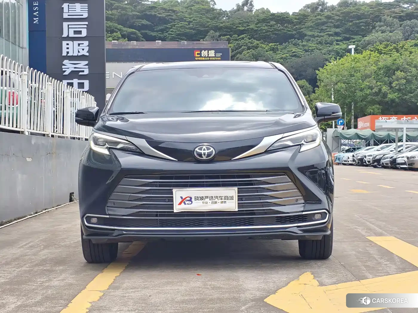 Toyota Sienna 2026 Черный из Китая, фото 6