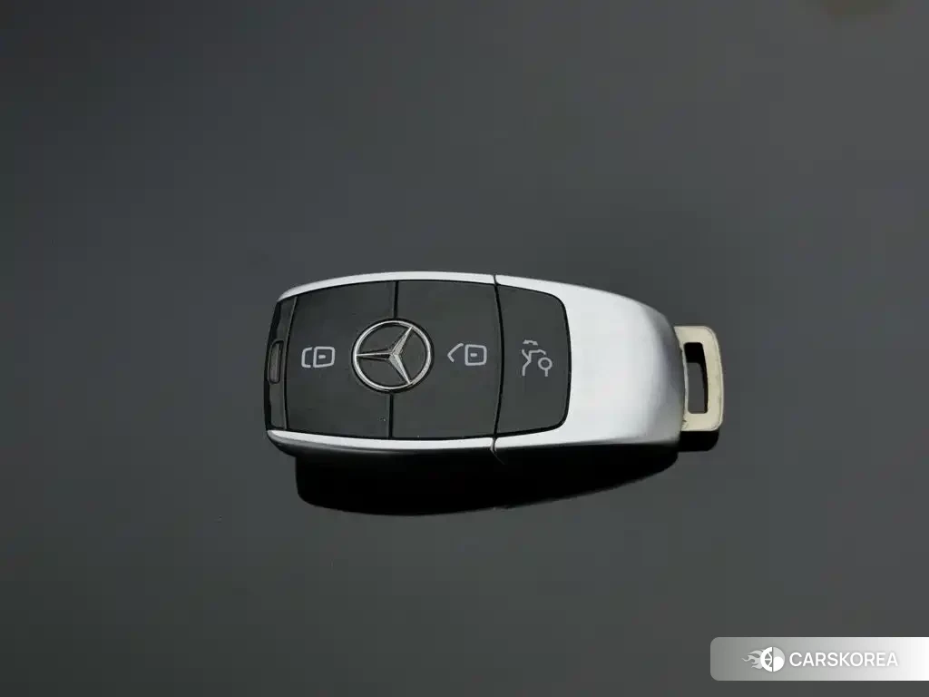 Mercedes-Benz E-Class id 4669499 из Китая 7