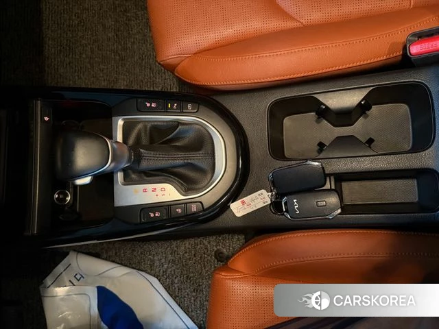 Kia The New K3 2nd generation 2021 Белый из Кореи, фото 6