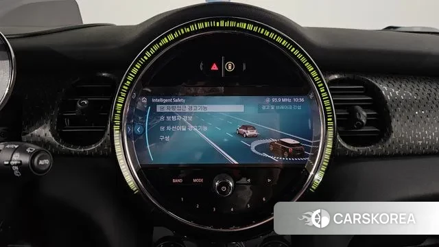 Mini Cooper Electric 2022 Черный из Кореи, фото 6