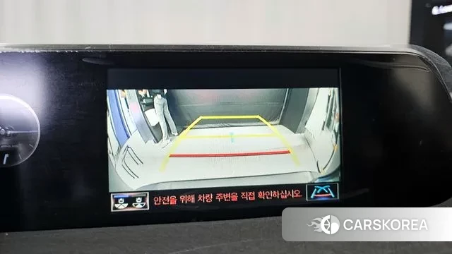 Lexus UX300e 2022 Белый из Кореи, фото 6