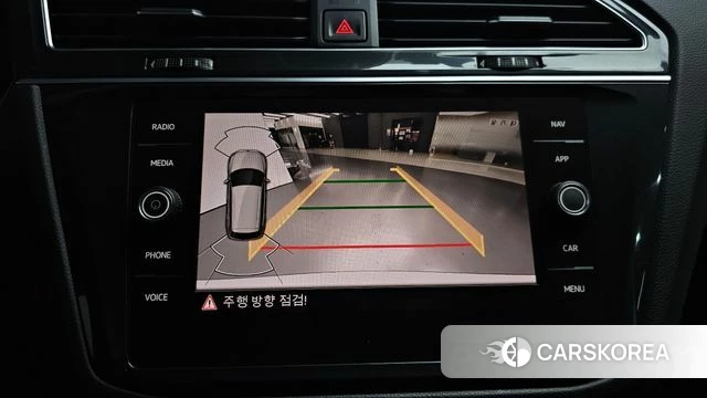 Volkswagen Tiguan second Generation 2022 Серебряный из Кореи, фото 6