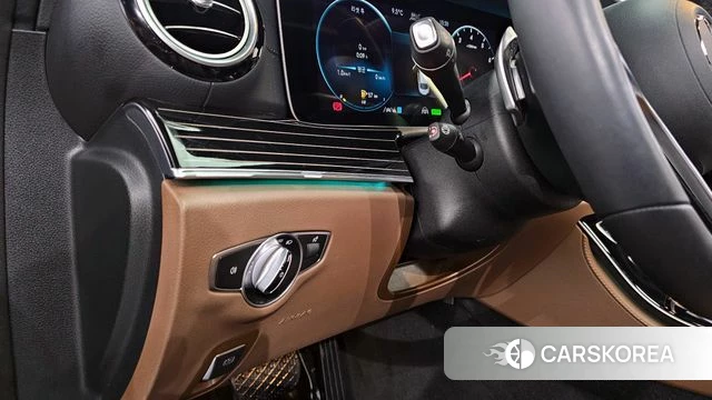 Mercedes-Benz E-Class W213 2021 Черный из Кореи, фото 6