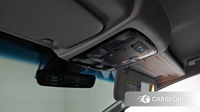 Hyundai Staria 2024 Серебристо-серый из Кореи, фото 6