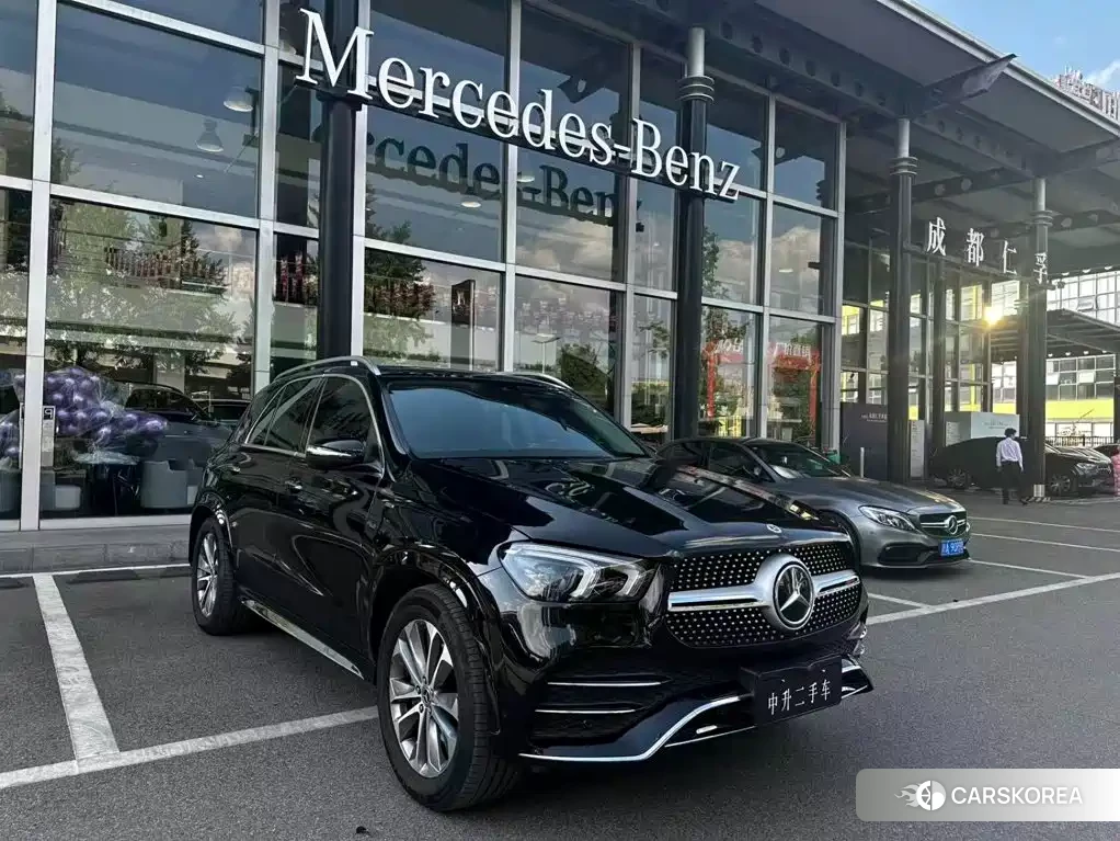 Mercedes-Benz GLE 2023 Черный из Китая, фото 6