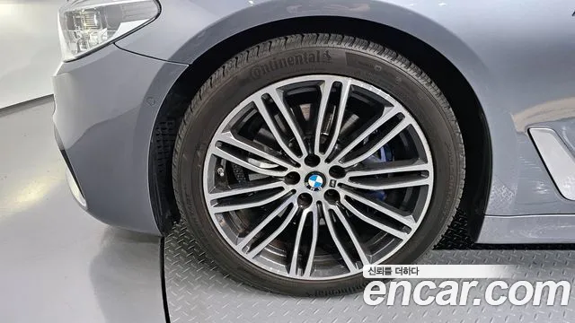 BMW 5 Series (G30) id 2660432 из Кореи 6