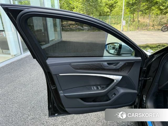 Audi A6L 2023 Черный из Китая, фото 6