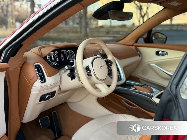 Aston Martin DBX 2020 Красный из Кореи, фото 6