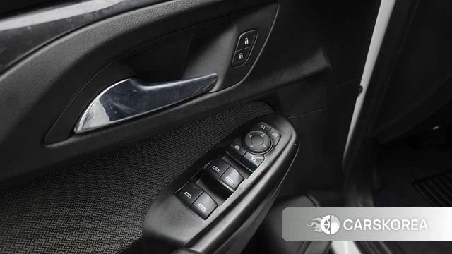 Chevrolet (GM Daewoo) Trailblazer 2020 Белый из Кореи, фото 6