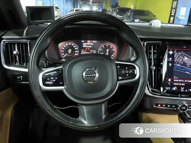 Volvo V90 Cross-Country 2018 Серый из Кореи, фото 6