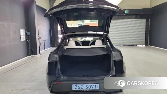 Tesla Model Y 2025 Черный из Кореи, фото 6