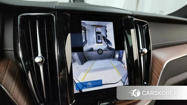 Volvo XC60 second Generation 2023 Черный из Кореи, фото 6