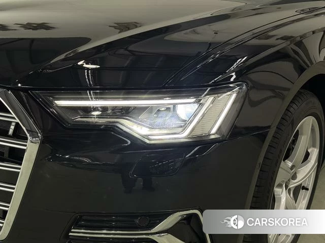 Audi A6L 2023 Черный из Китая, фото 6