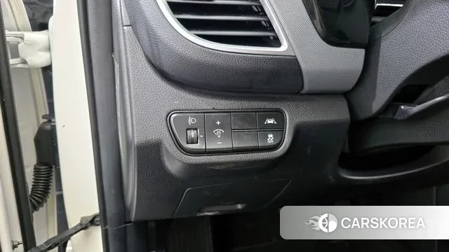 Kia Seltos 2021 Белый из Кореи, фото 6