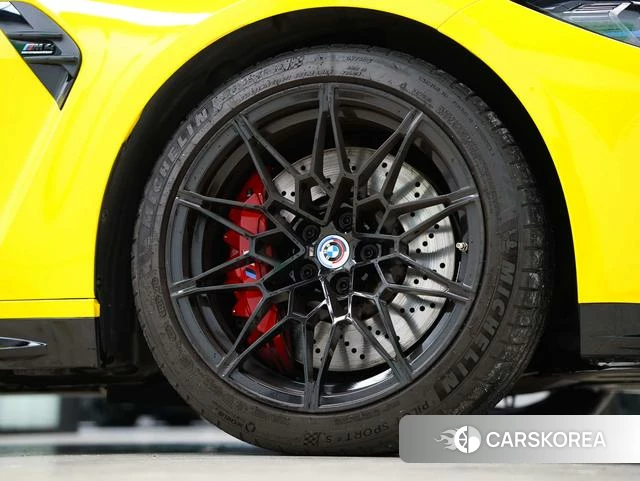 BMW M4 2023 Желтый из Китая, фото 6