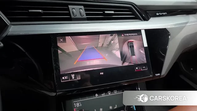 Audi e-Tron 2020 Серый из Кореи, фото 6