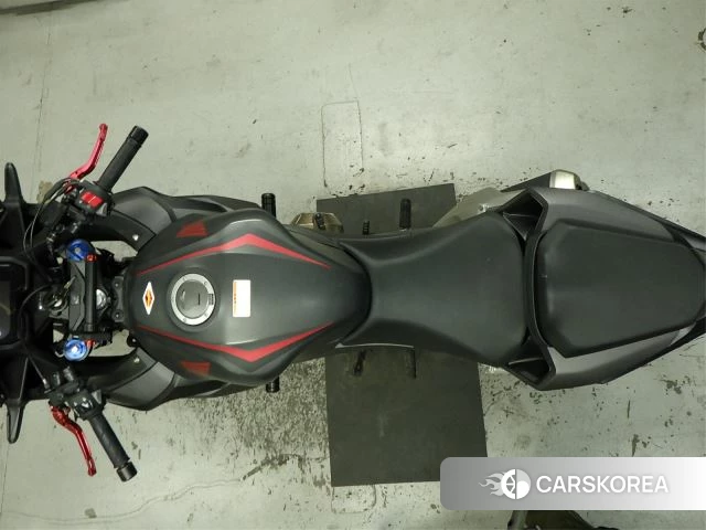 Проданный Honda CBR400R id 4011838 из Японии, фото 6