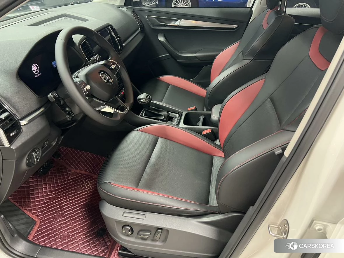 Skoda Krok 2022 Белый из Китая, фото 6