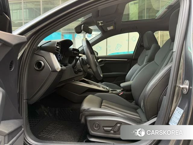 Audi A3 2024 Темно-серый из Китая, фото 6