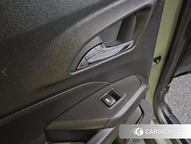 Chevrolet (GM Daewoo) Trax Crossover 2023 Белый из Кореи, фото 6