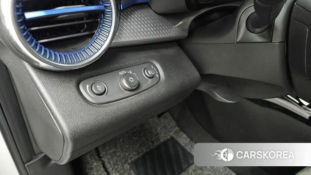 Chevrolet (GM Daewoo) Trax Crossover 2023 Белый из Кореи, фото 6